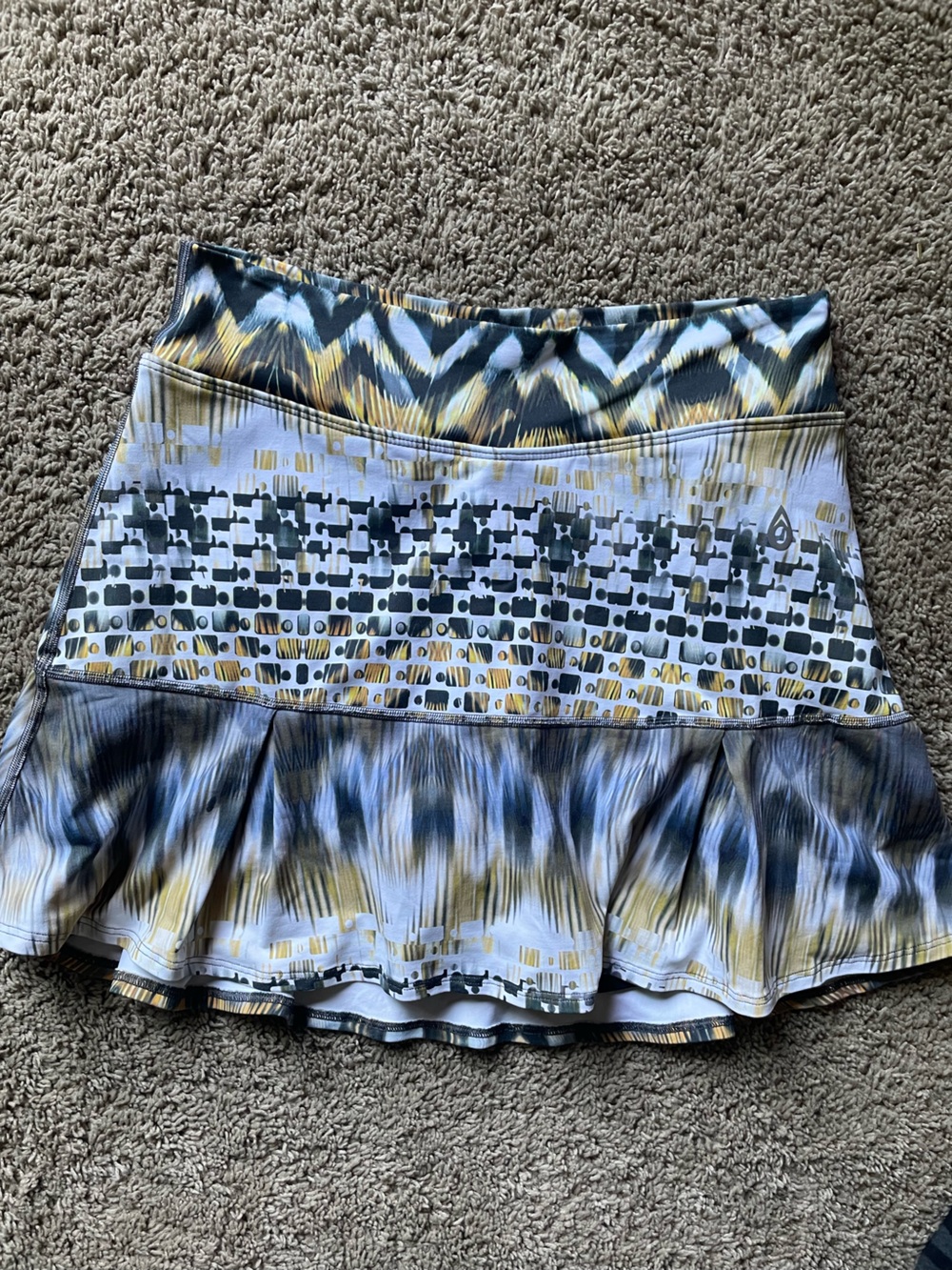 Dona Jo Geometric Aztec Print Athletic Skort Tennis Pickleball Skirt Sz L